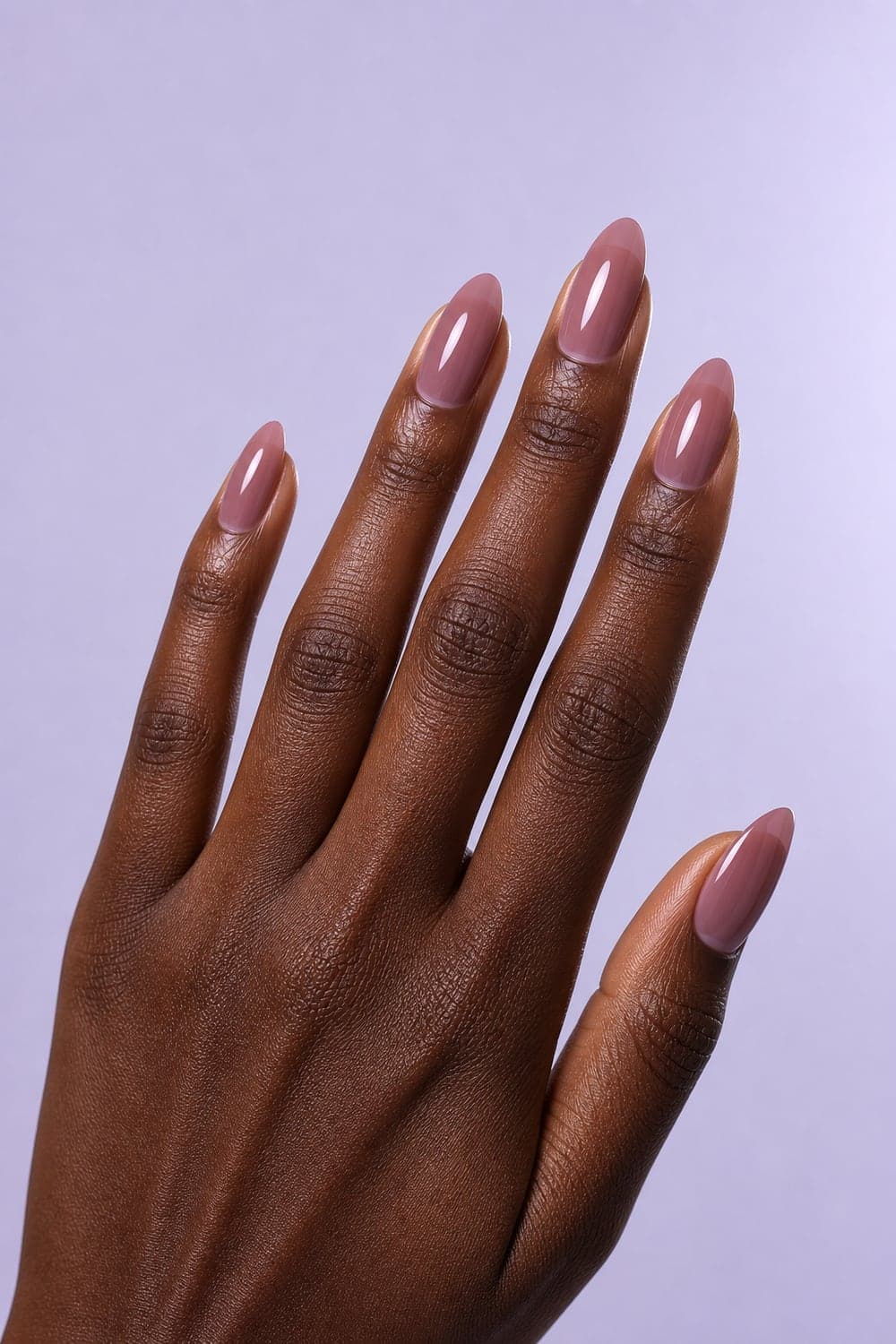 Soft almond nails with a polished 2026 manicure